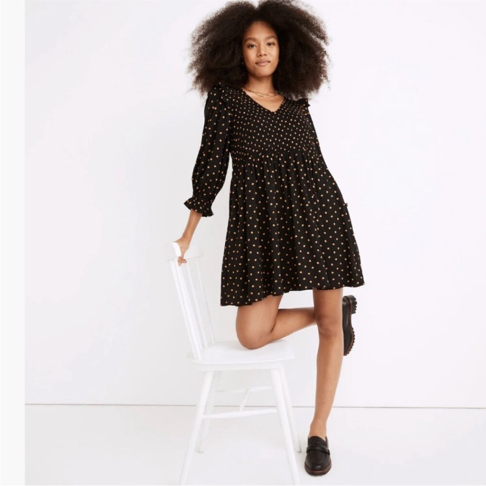 Madewell Lucie V-Neck Smocked Mini Dress in Oval Dot Medium